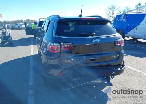 2022 Jeep Compass Limited 4X4 z USA, uszkodzony, nr VIN 3C4NJDCB4NT153143